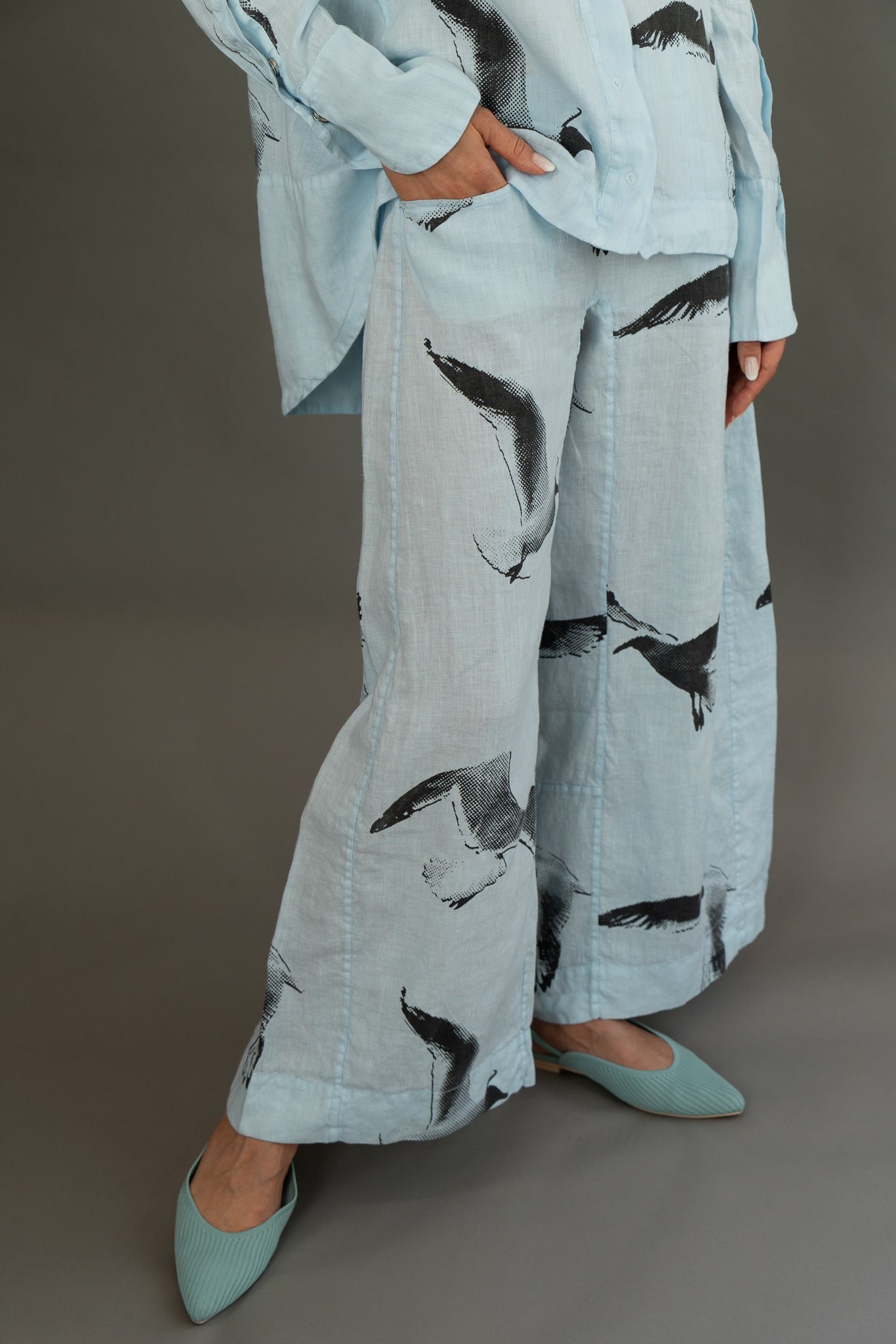 Sky Blue Linen Pants "Seagulls"